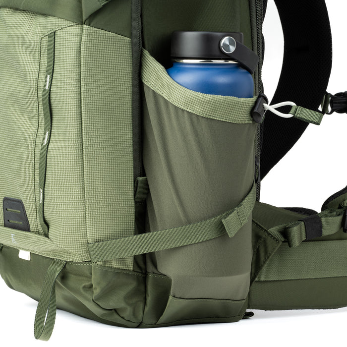 ThinkTANKphoto BackLight 18L Montane Green バックライト18L(モンテイングリーン)