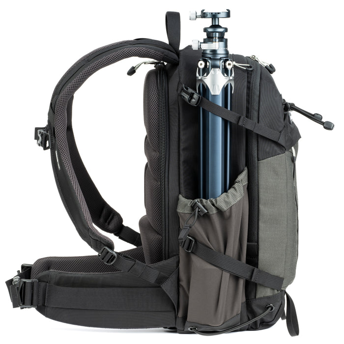 ThinkTANKphoto BackLight 18L Slate Black バックライト18L(スレートブラック)