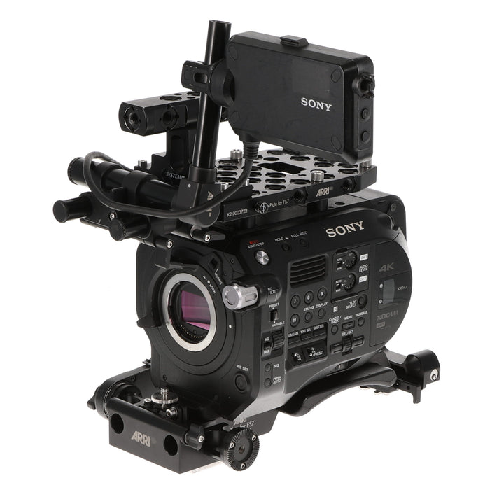 【秋セール2024】【中古品】SONY PXW-FS7M2 ＋ FS7用ライザープレート XDCAMメモリーカムコーダー(ボディのみ)(ARRIプレート付属)