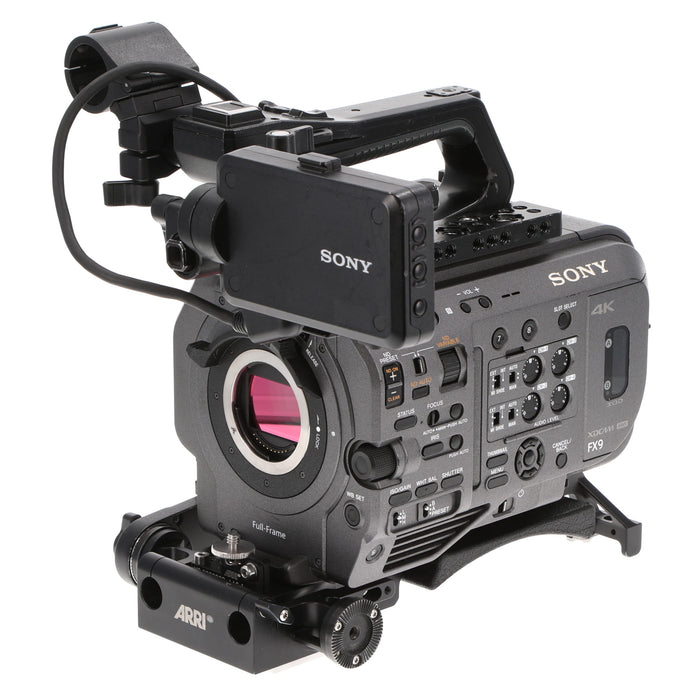 【秋セール2024】【中古品】SONY PXW-FX9 ＋ ARRI Mounting Plate with 15mm Rod Support XDCAMメモリーカムコーダー(ボディのみ)