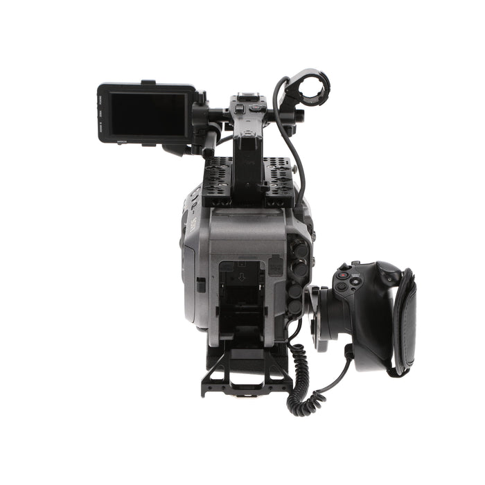 【秋セール2024】【中古品】SONY PXW-FX9 ＋ ARRI Mounting Plate with 15mm Rod Support XDCAMメモリーカムコーダー(ボディのみ)