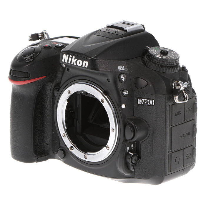 【中古品】Nikon D7200 レンズ交換式一眼レフレックスタイプデジタルカメラ