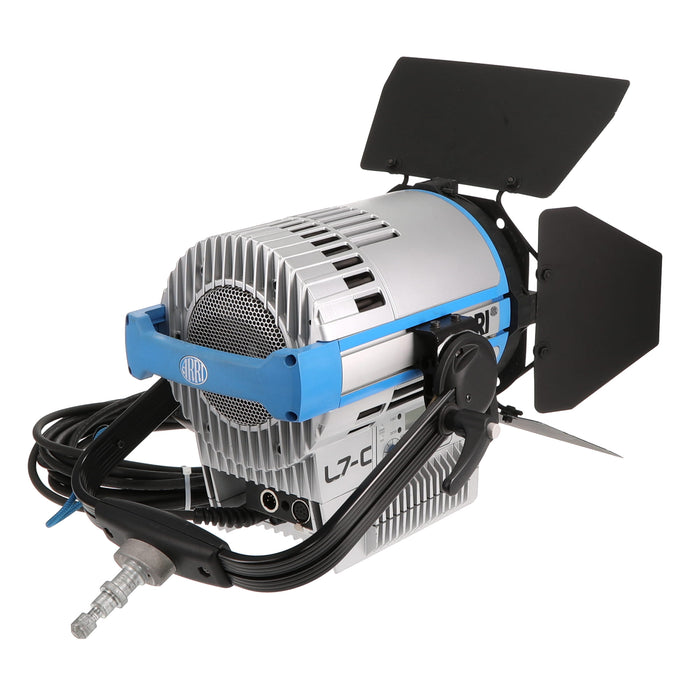 【中古品】ARRI L7-C（ファンタイプ） LED Fresnel Spot Light Lシリーズ