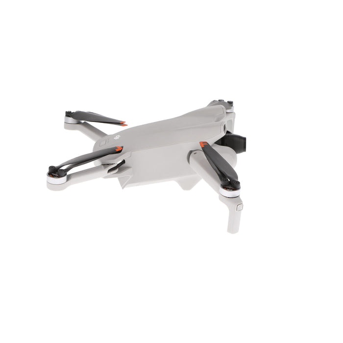 【中古品】DJI M16314 DJI Mini 3 Fly More Combo Plus(DJI RC付属)