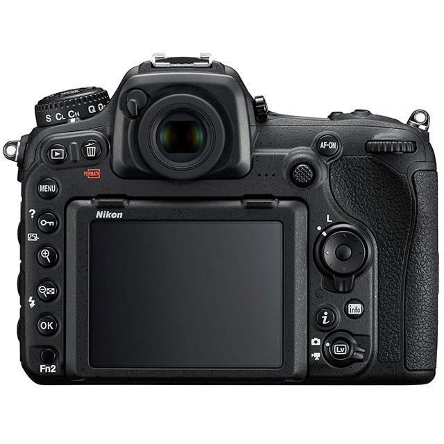 【新品級】Nikon D500 ショット数1400台 高倍率ズームレンズ付き